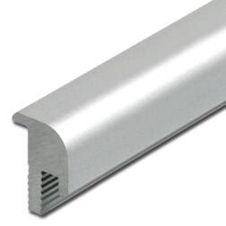 ppic1 Profilé de protection d'angles avec nervure