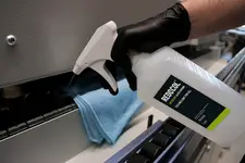 Teclinex på kantlimningsmaskinen
