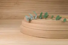 With the new wood veneer edging "Eucalyptus", we at OSTERMANN now have another highlight from the range of wood veneer edgings in stock.