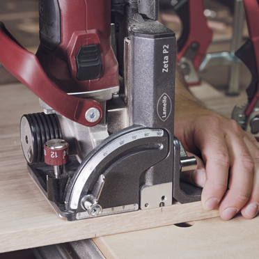 Wyfrezuj drugi wpust w drugim elemencie