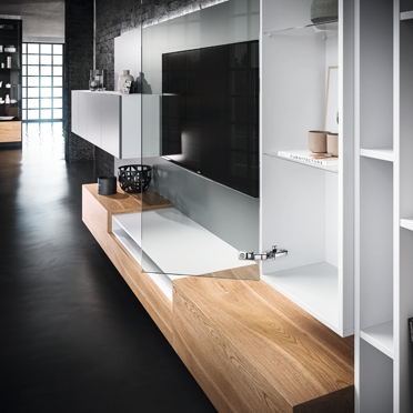 TV-meubel met glazen deuren en Grass meubelbeslag