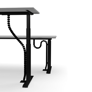 Kabelgeleiding met aansluiting aan het blad van in de hoogte verstelbare bureaus