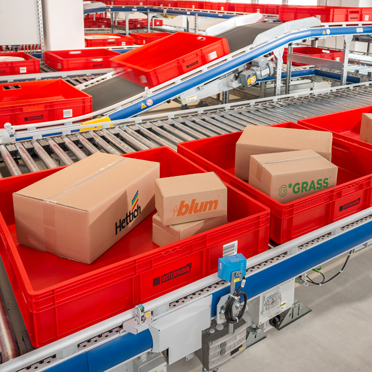 Sämtliche Artikel der Marken Blum, Hettich und Grass sind bei uns vorrätig und sofort lieferbar.