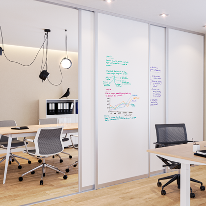 Whiteboard Schiebetür im Büro