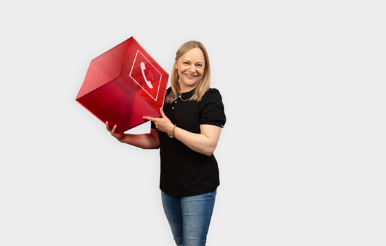 roter Würfel mit Telefon